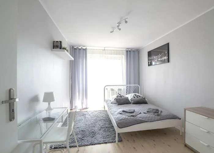 Stanislawa Dubois 29, *